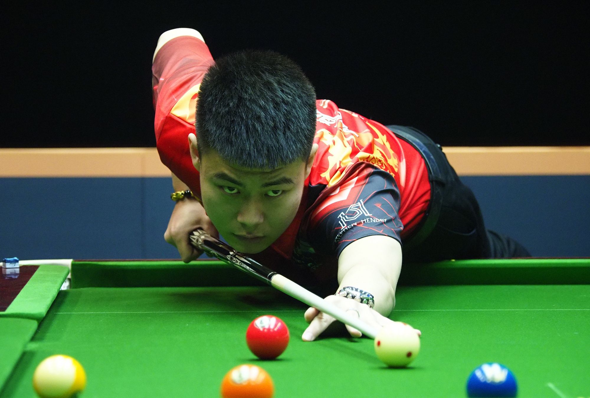 综合来看 综合来看