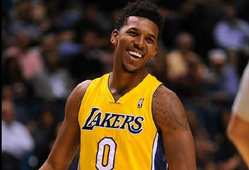 续约某教练 续约某教练